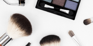 Le nécessaire beauté à emporter en vacances