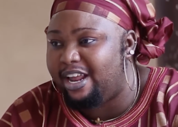 Aicha Kante assume sa barbe