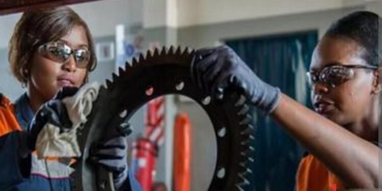 Les femmes peuvent booster l’industrialisation de l’Afrique !