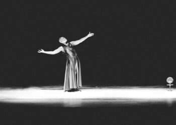 Germaine Acogny s’installe au Théâtre des Champs-Élysées