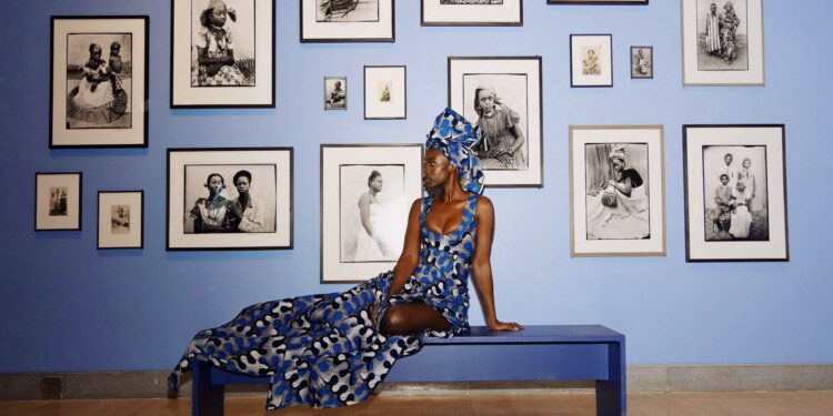 Vlisco célèbre l’exposition Seydou Keïta au Brooklyn Museum