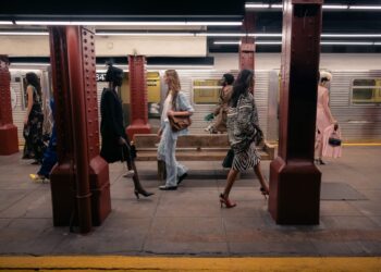 Mathieu Blazy s&rsquo;impose au défilé Chanel Métiers d&rsquo;Art 2026