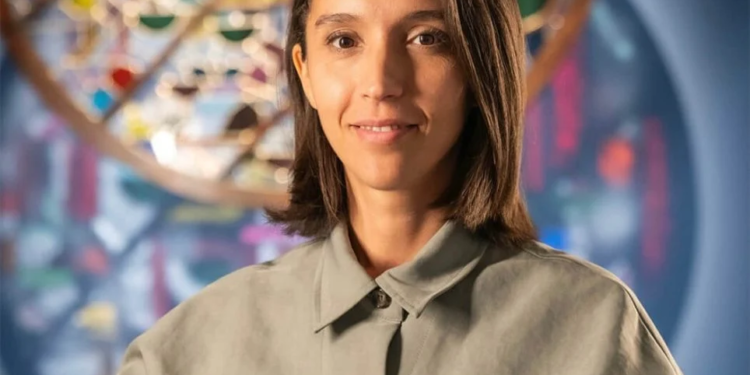 Sara Ouhaddou, lauréate du Prix BNP Paribas Banque Privée : quand le langage devient matière vivante