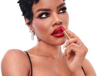 Teyana Taylor devient le nouveau visage de Super Lustrous de Revlon
