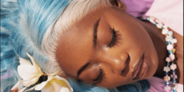 Yena Blue : la révélation R&B caribéenne signe son premier album « ADN »